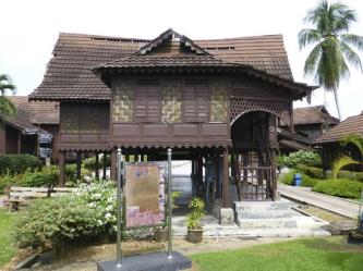 Pasir Salak Historical Complex